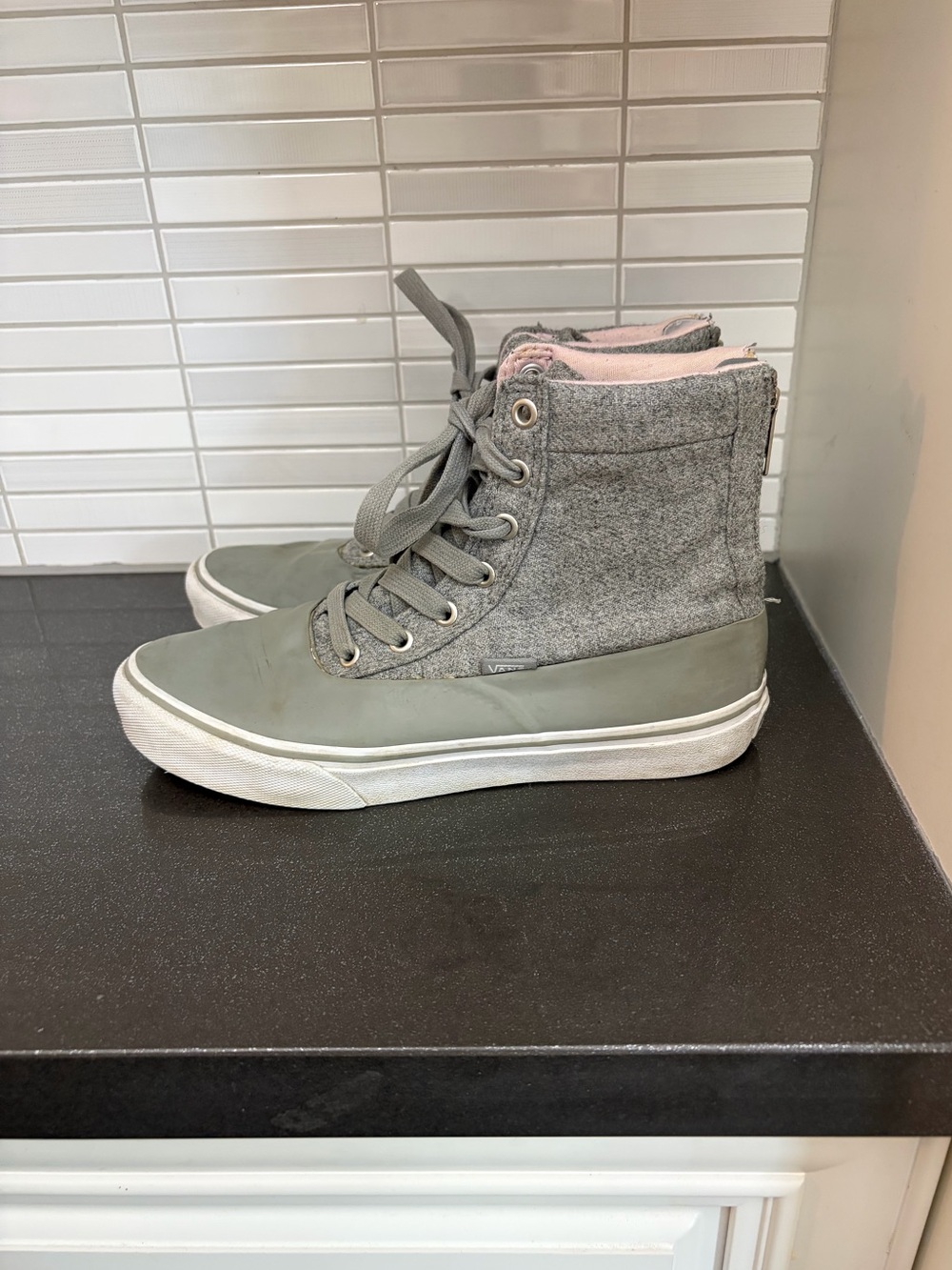 Vans Sk8 women’s High Top sneakers